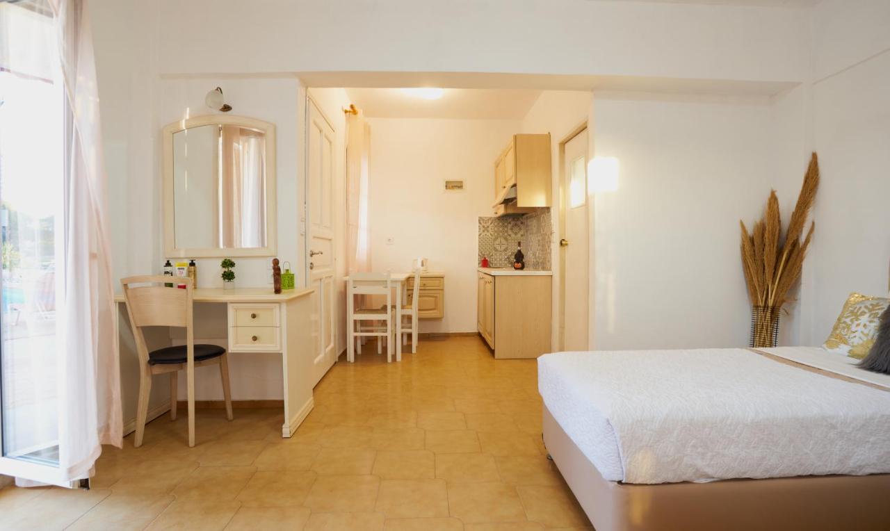 Irini Stalis By Estia Aparthotel 3*
